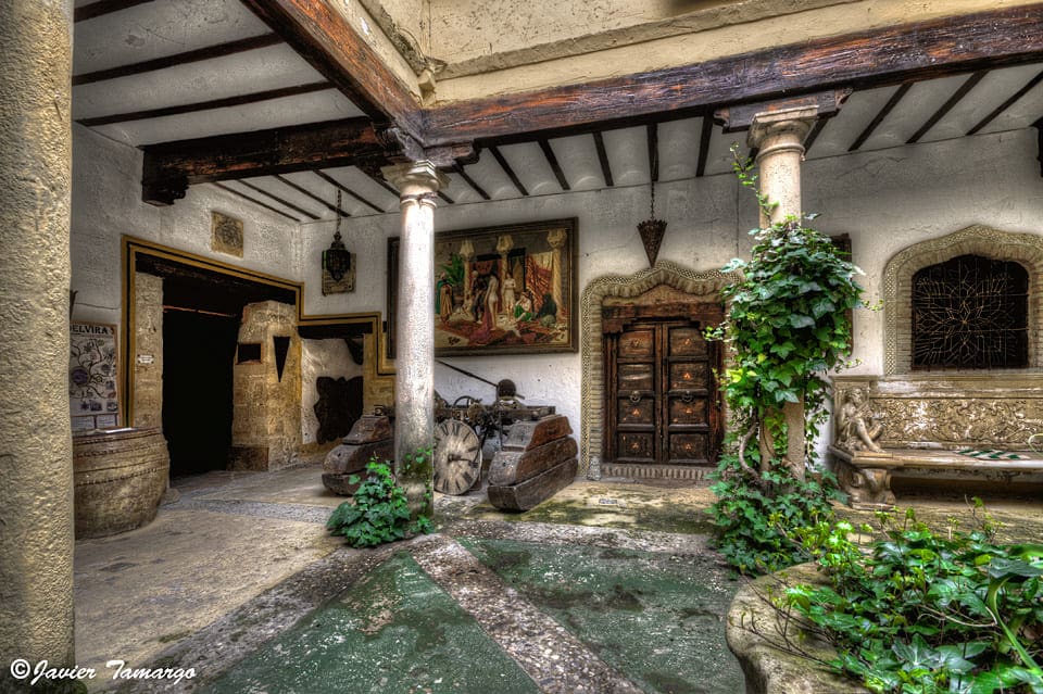 Casa de los Granada Venegas
